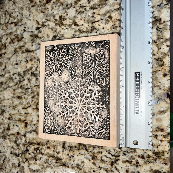 Vintage Snowflake Pattern Rubber Stamp - Picture 2 of 5